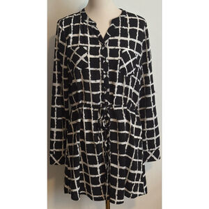 Women's i joah Black & White Plaid Tunic Top L